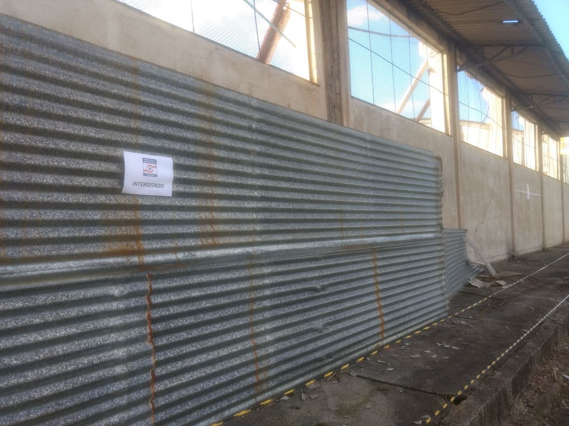 Defesa Civil interdita galpão da Vesul