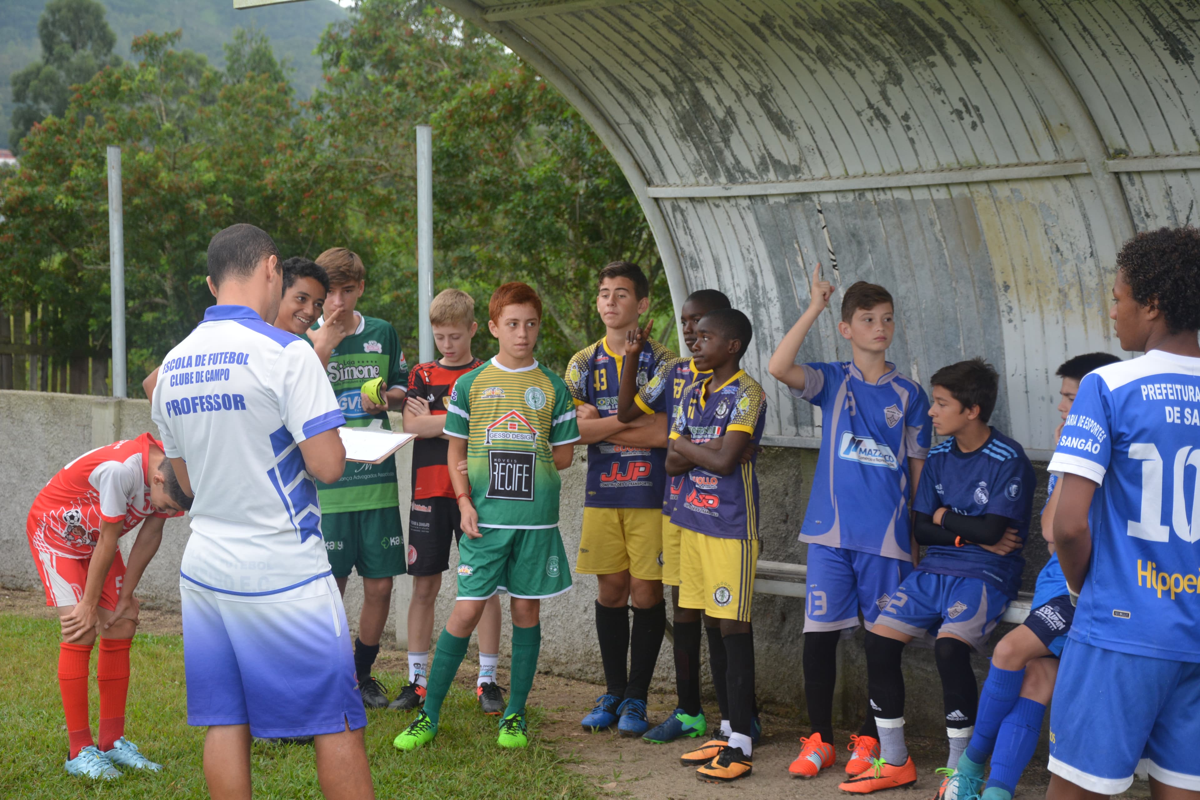 Atlético Paranaense inicia laboratório em Tubarão