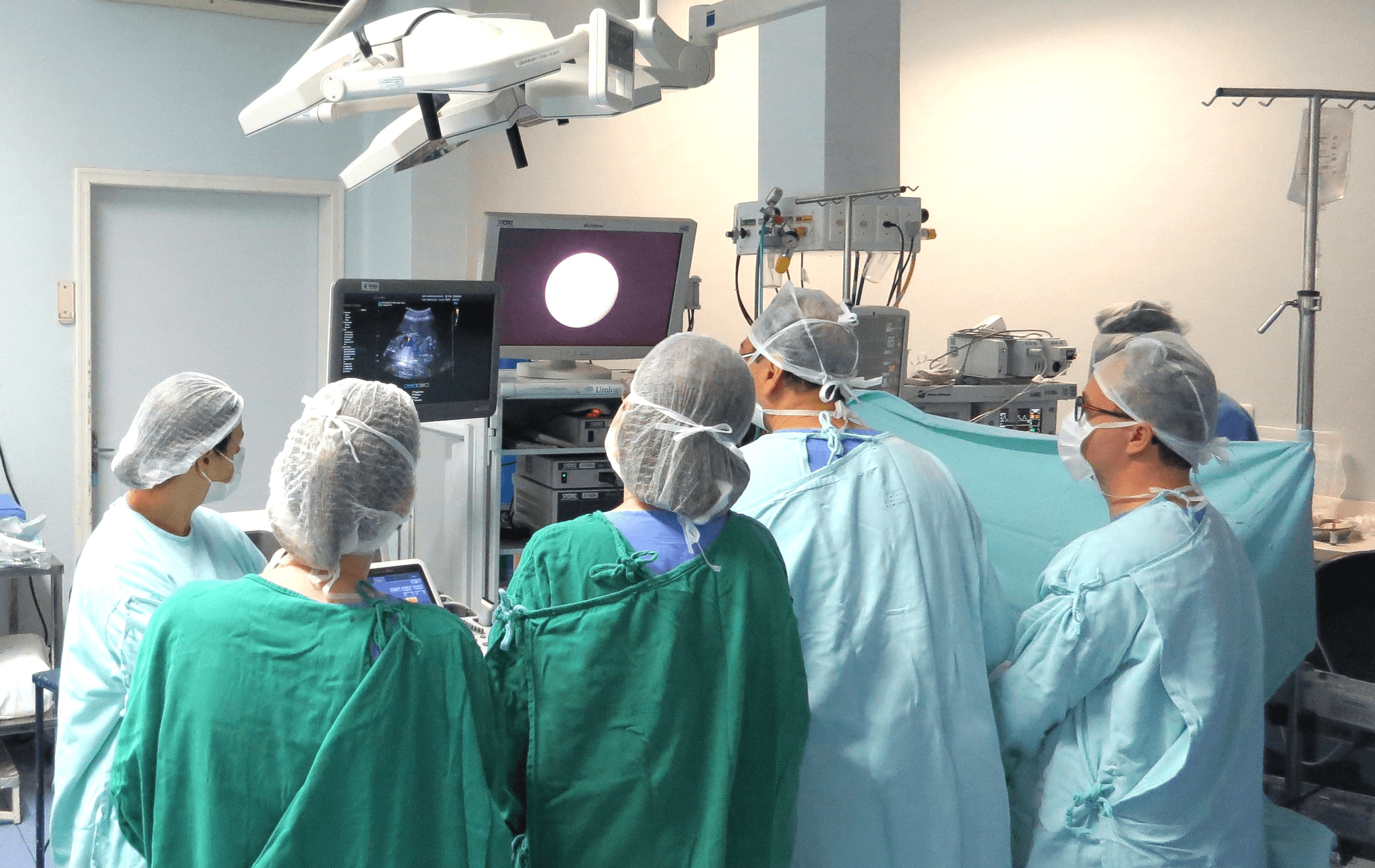 HNSC realiza procedimento pioneiro de medicina fetal no sul do país