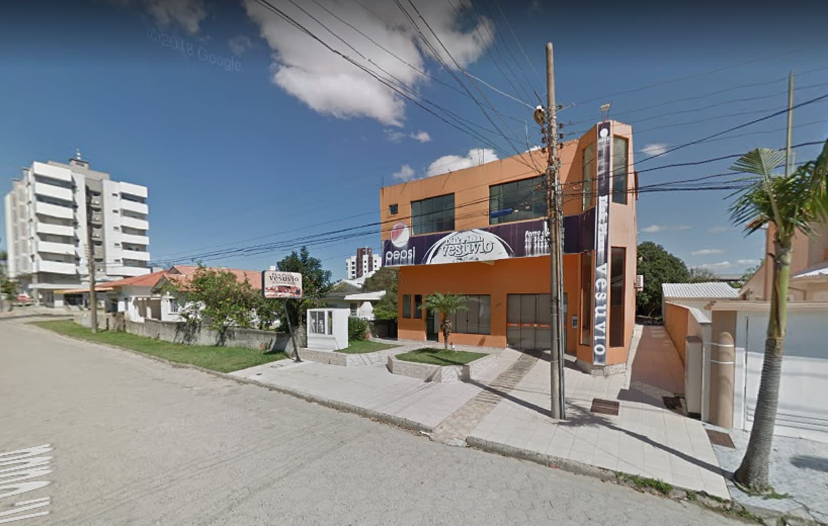 Pizzaria Vesúvio é assaltada