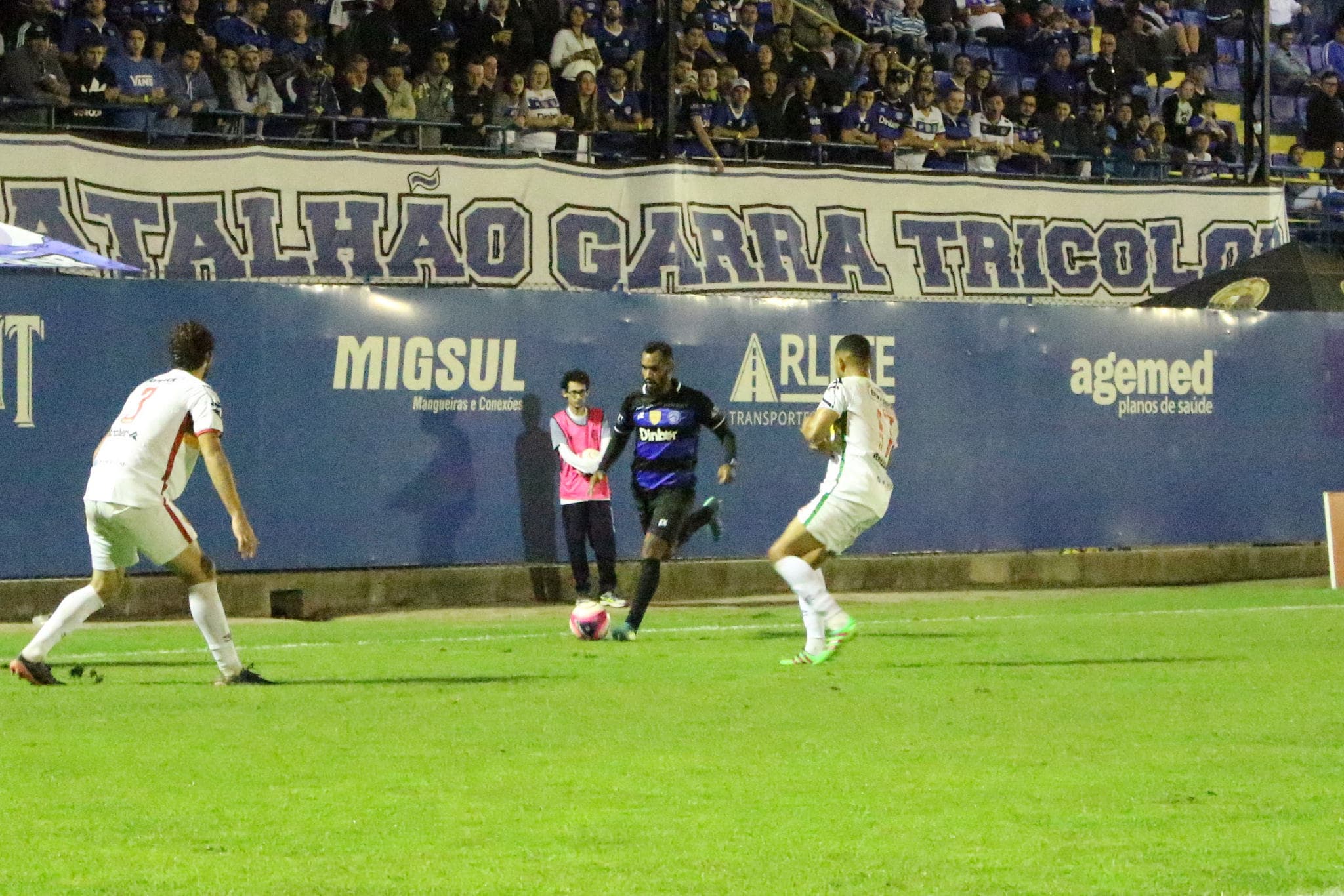 COPA SC: Único time invicto da competição, Tubarão vence Brusque em casa