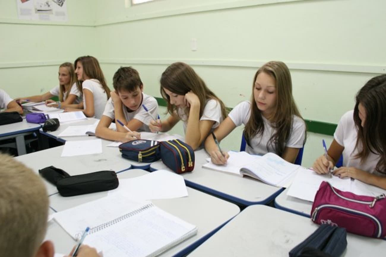 Rematrícula nas escolas públicas estaduais começa dia 16