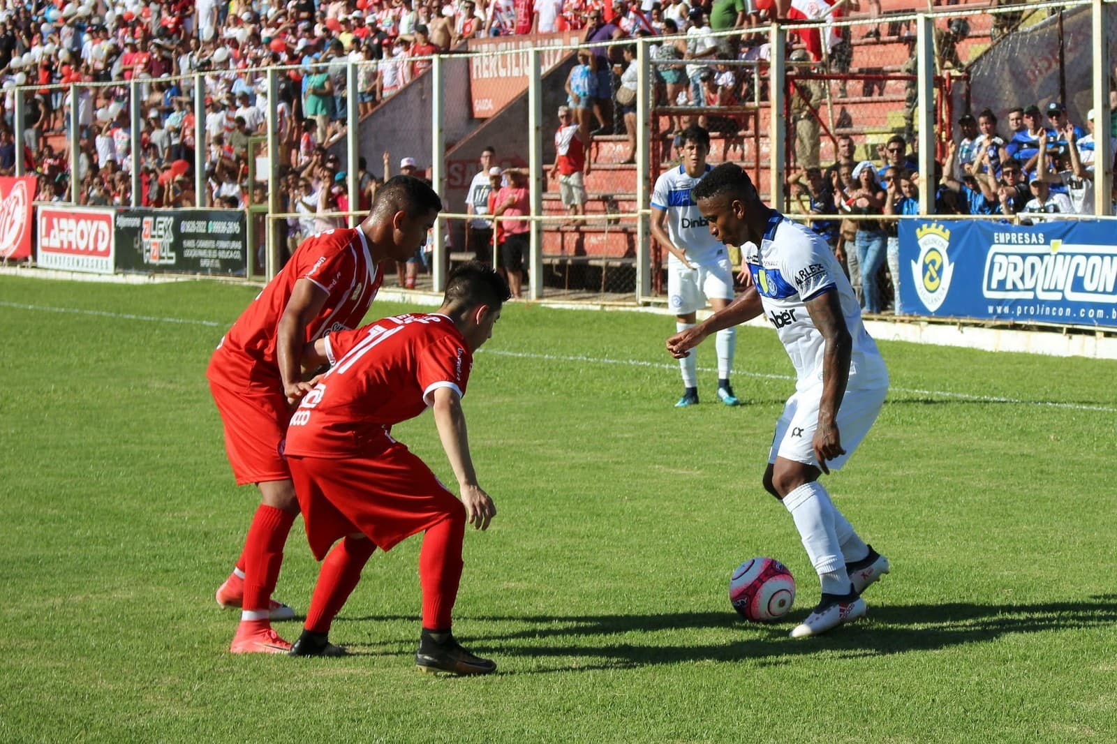 COPA SC: Tubarão sai na frente, mas Hercílio Luz empata e vai para a final