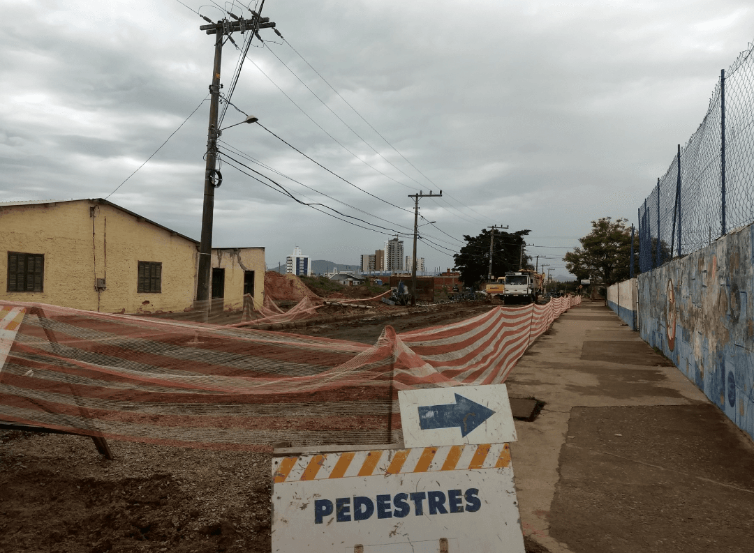 Onze ruas estarão em obras nesta quarta-feira (13)