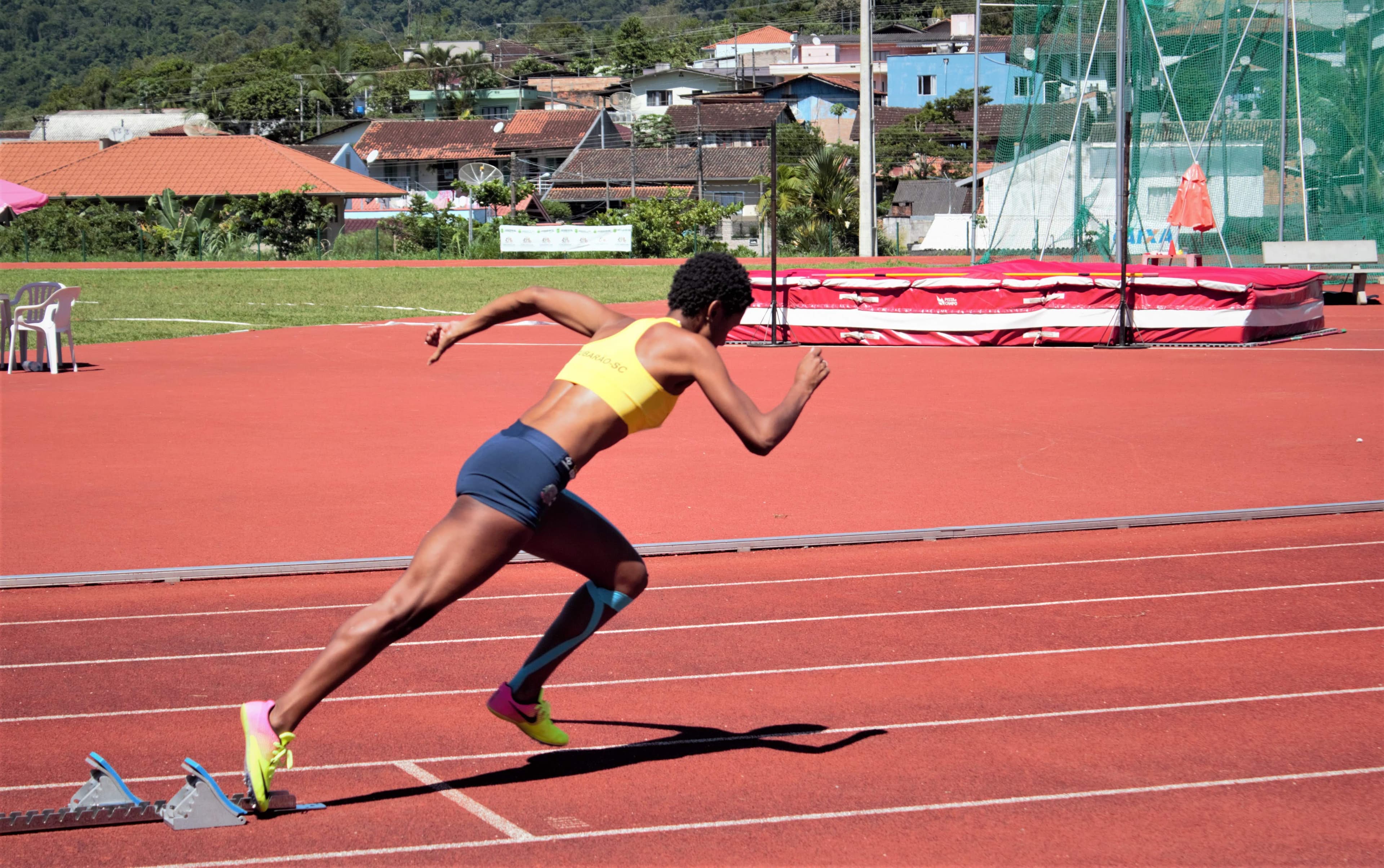 Atleta e técnico de atletismo de Tubarão disputam Seletiva Nacional