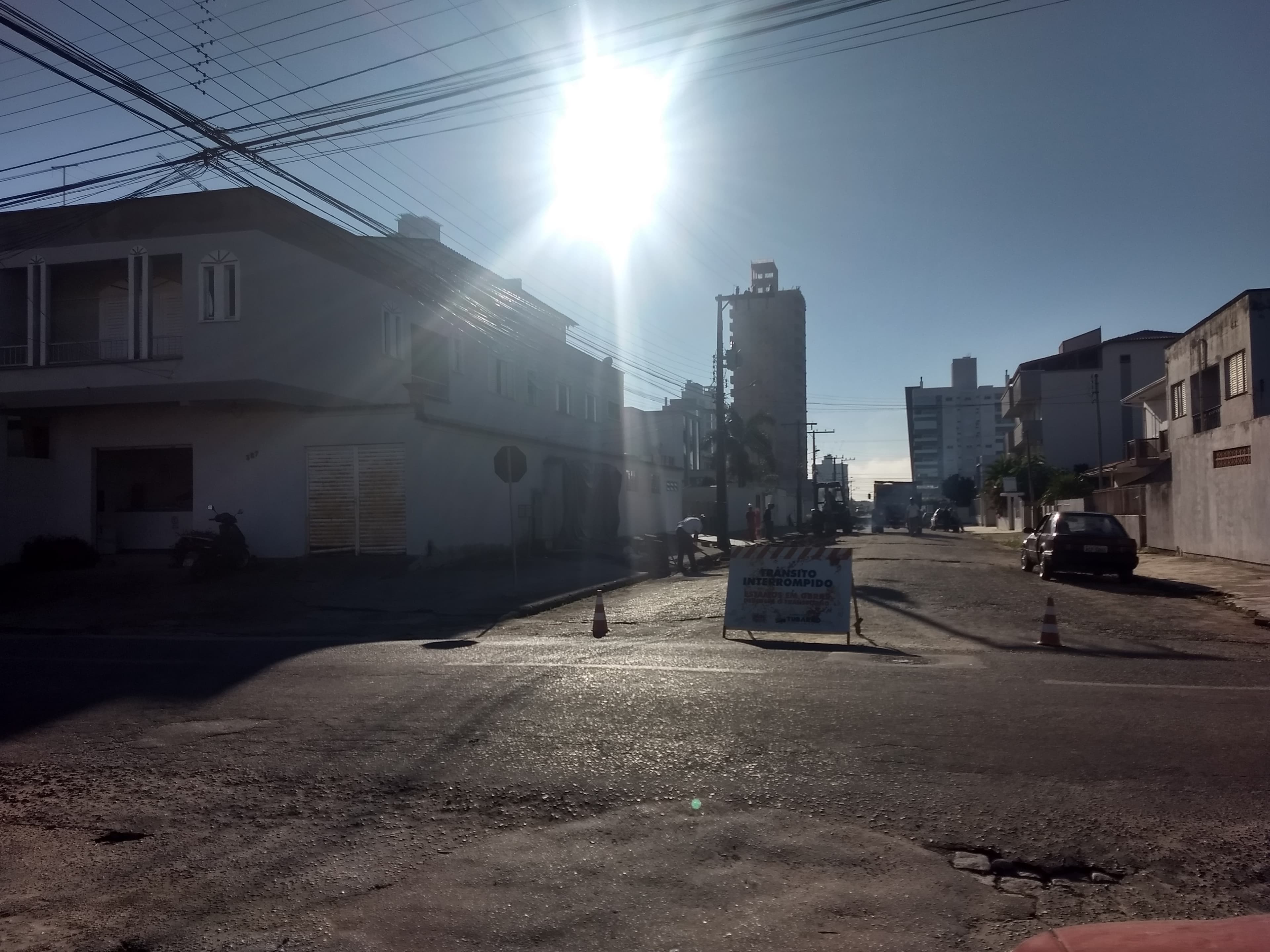 Três ruas estarão em obras no feriado