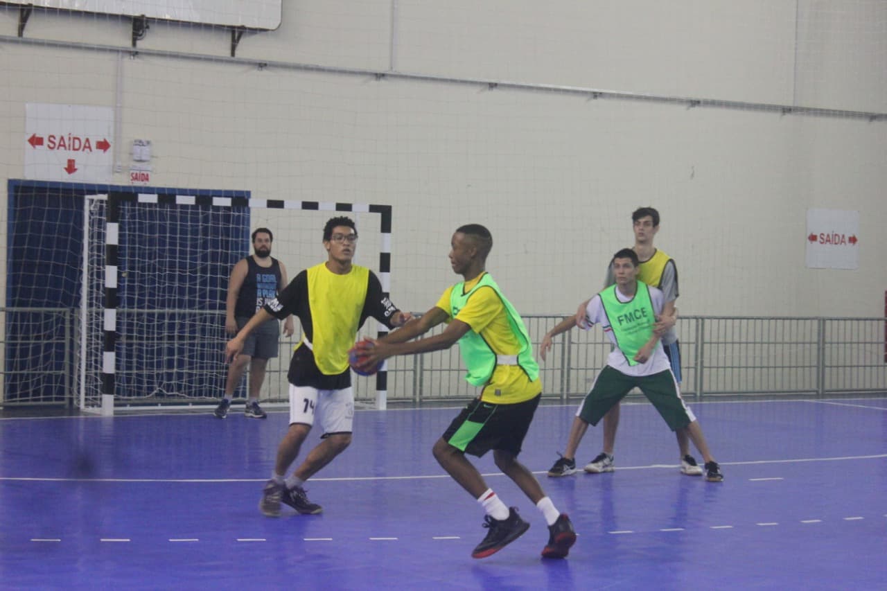 Atletas de quatro modalidades disputam Regional dos Joguinhos Abertos