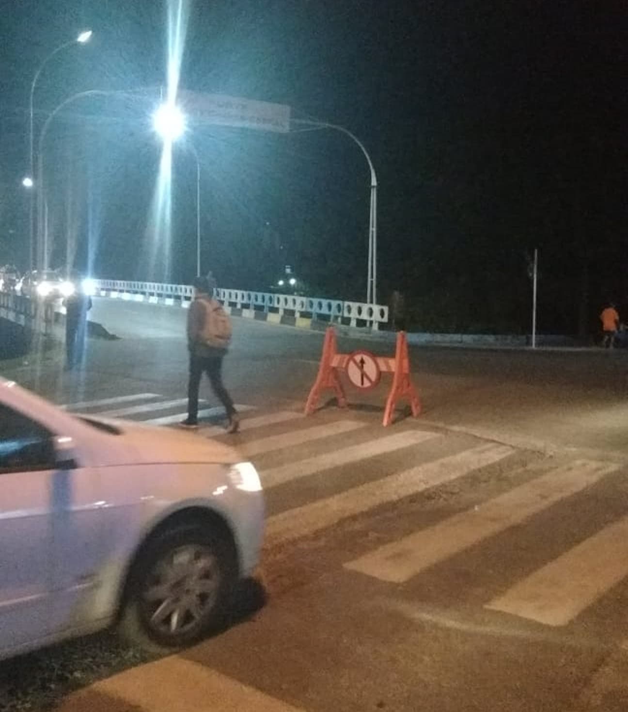 Mesmo com TRÊS PLACAS, motoristas continuam infringindo lei de trânsito