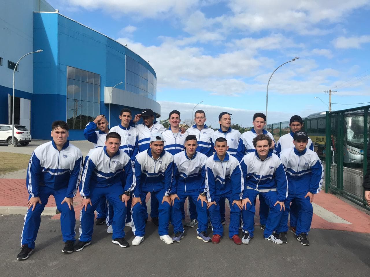 Cerca de 140 tubaronenses disputam os Joguinhos Abertos