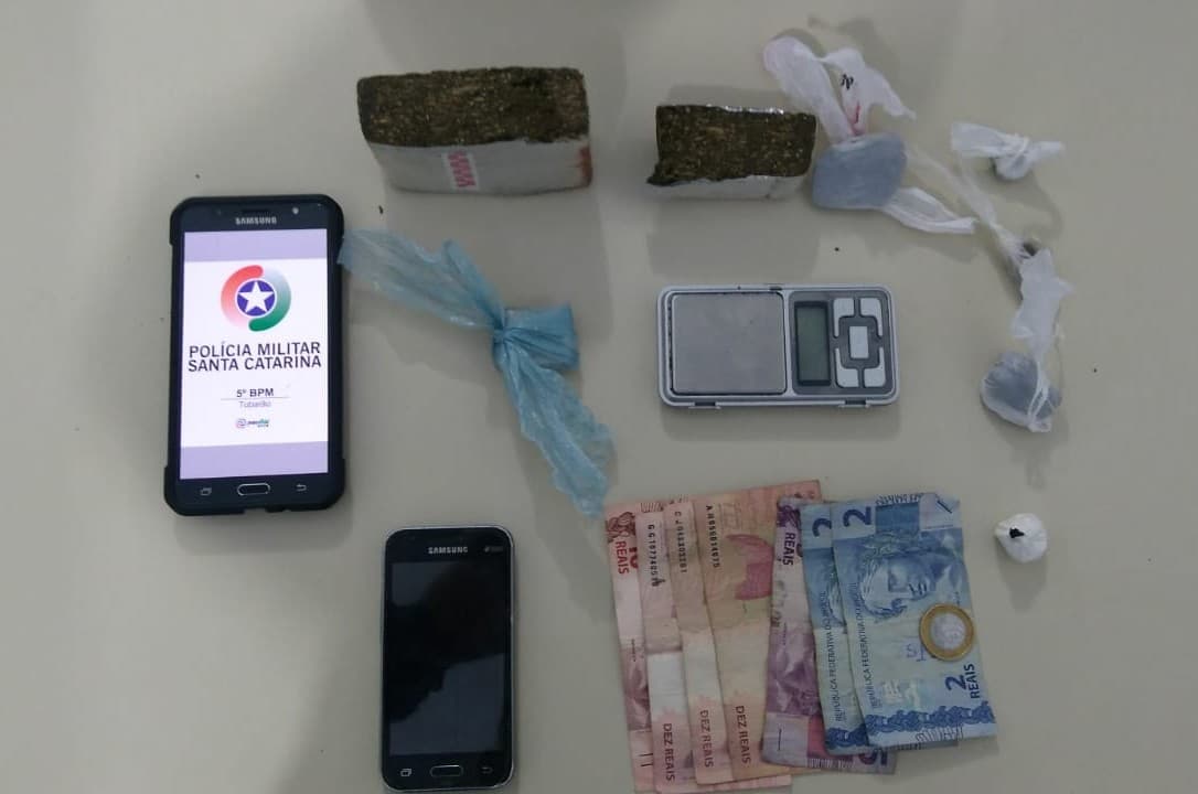 Pedestres quase são atropelados durante fuga de traficantes