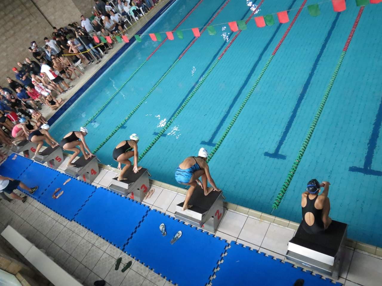 Nadadores disputam estadual em Palhoça