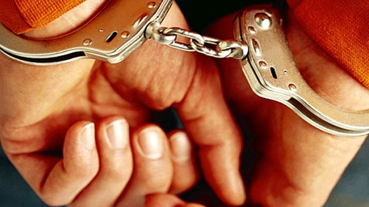 Acusado de estupro com passagem por atentado ao pudor é preso em Tubarão