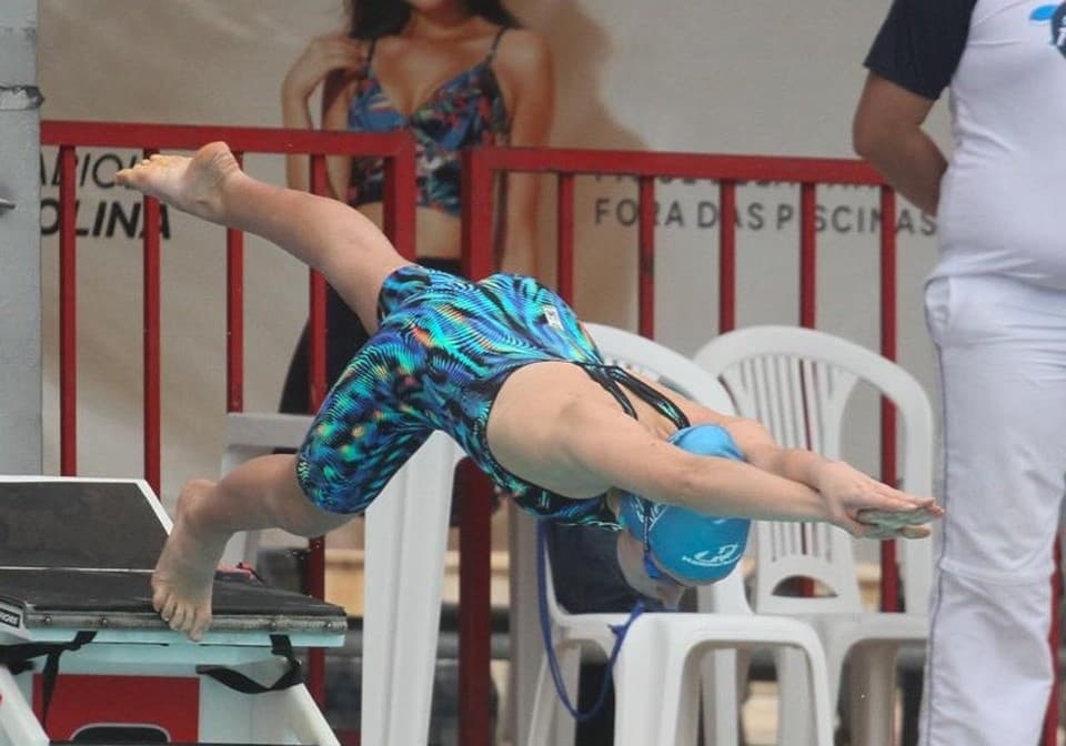 Tubaronense é vice-campeã no mais tradicional torneio da natação de base no Brasil