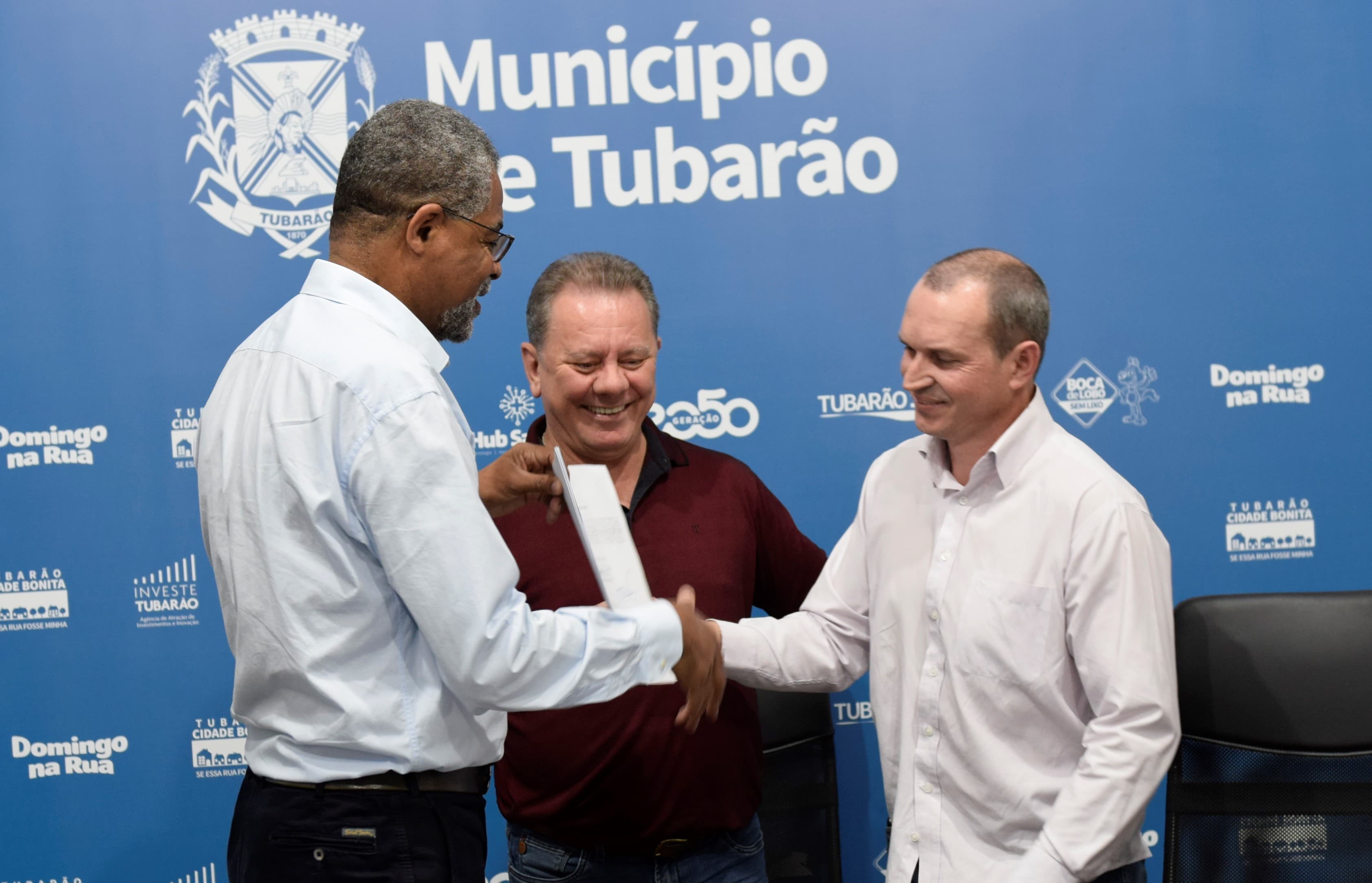 Cinco CEIs e uma escola receberão melhorias