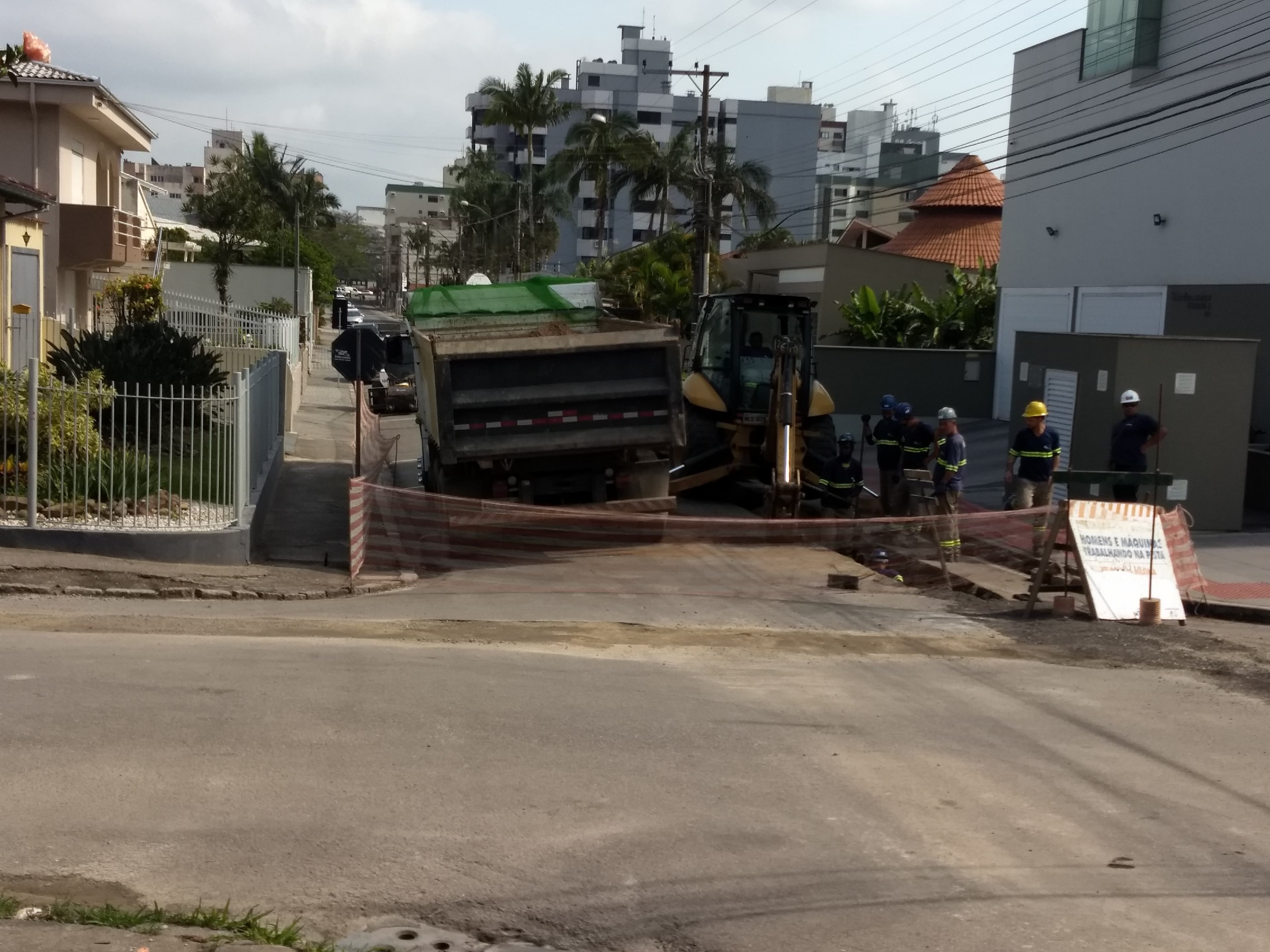 Sete ruas estarão em obras nesta quinta-feira (31)