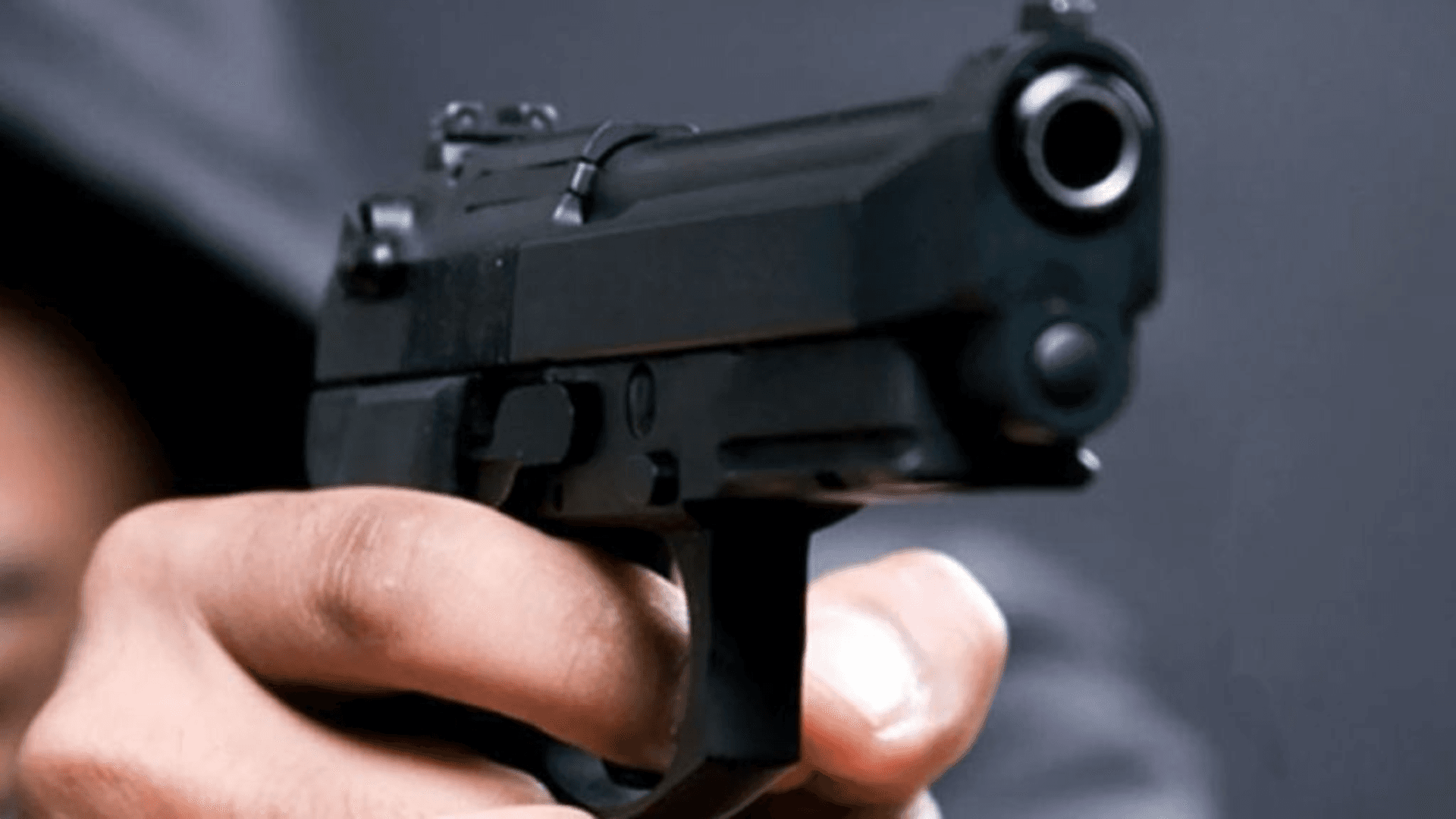 Dono de bar é assaltado por bandidos armados