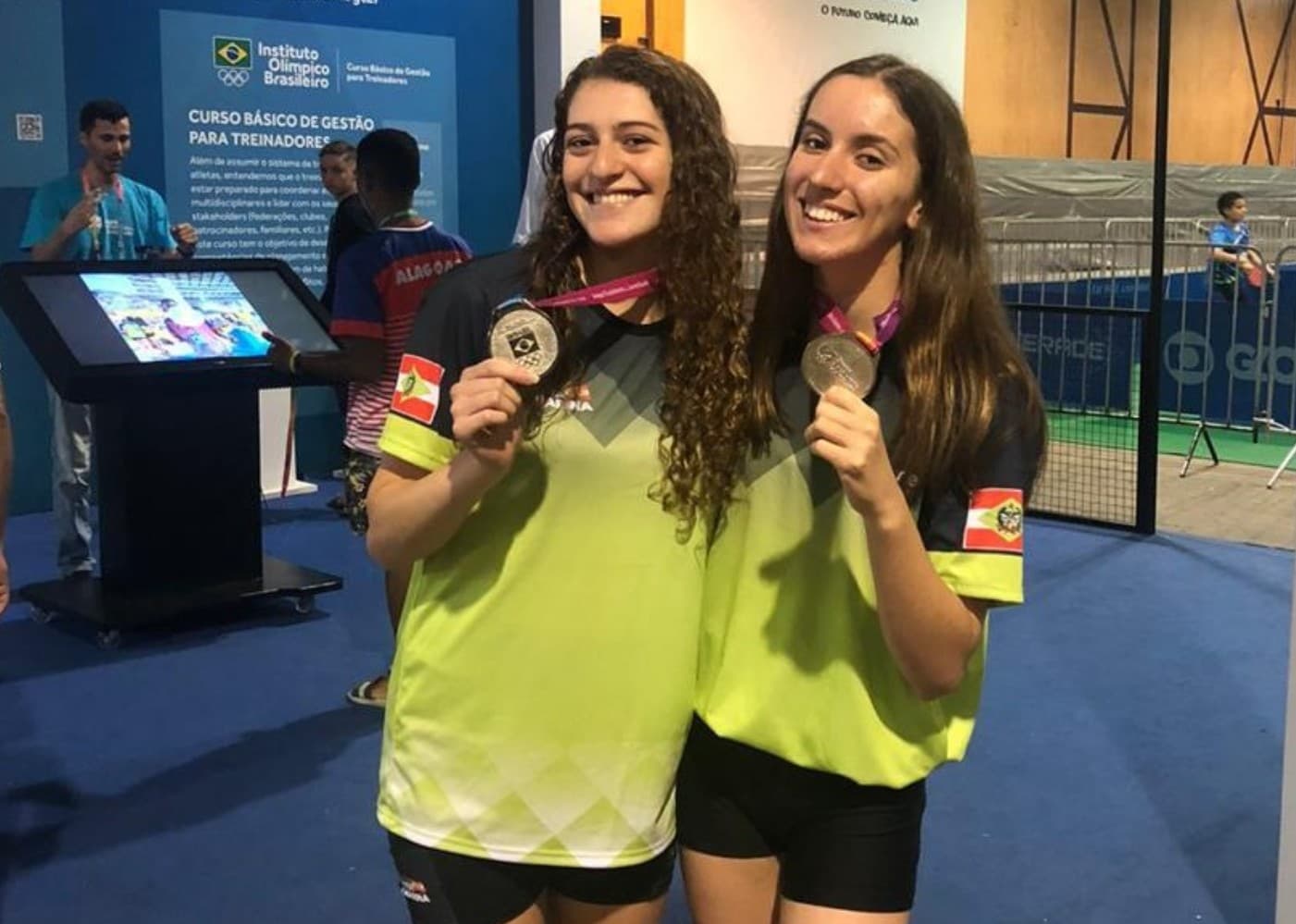 Natação conquista cinco medalhas nos Jogos Escolares da Juventude