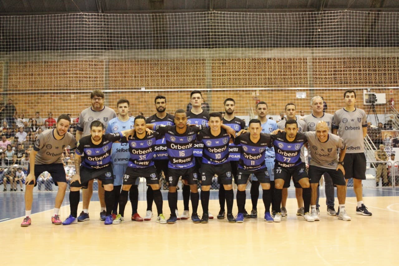 JASC: Já eliminado, Tubarão Futsal vence o Camboriú