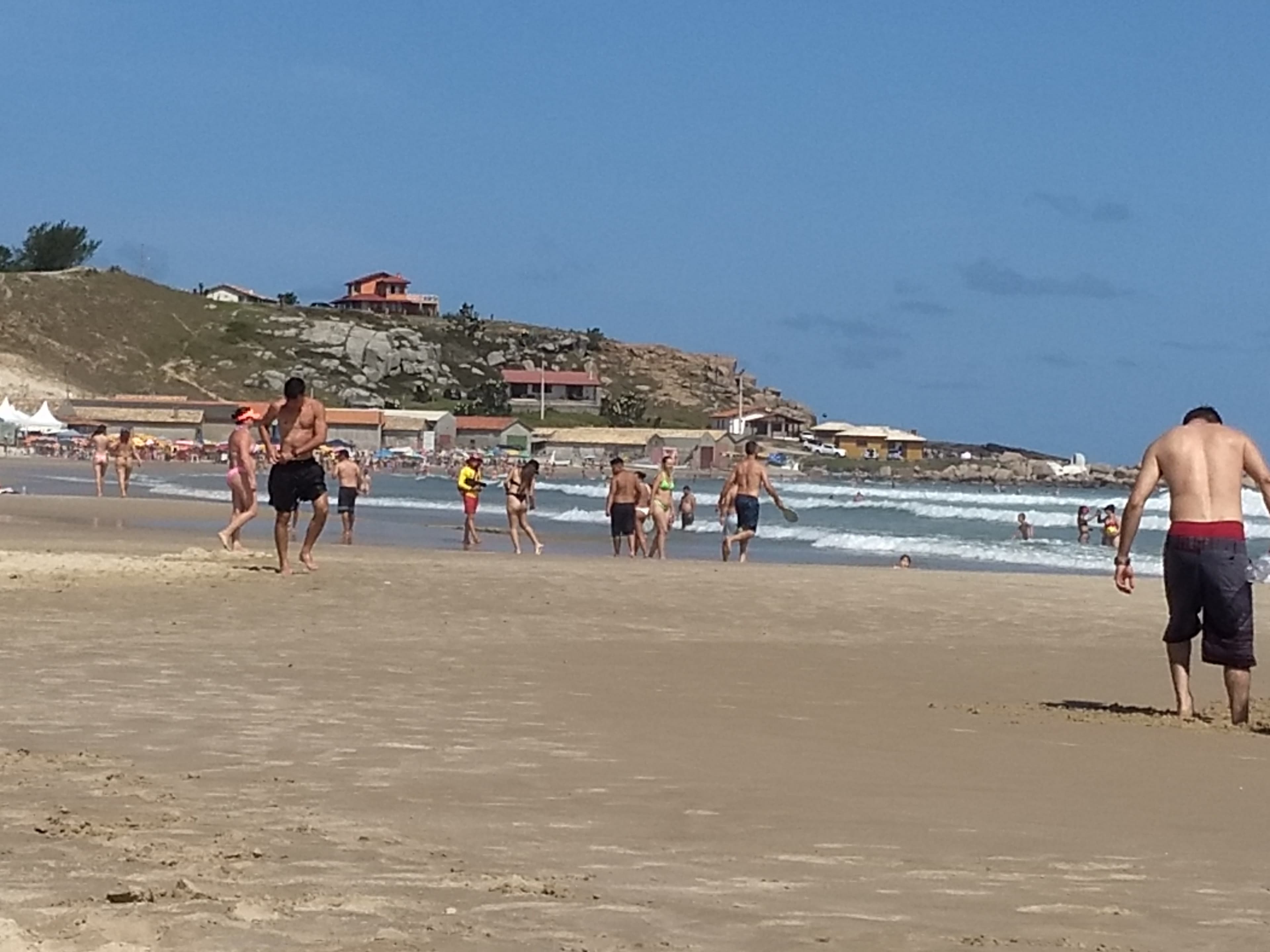 Praias e lagoas da região estão próprias para banho