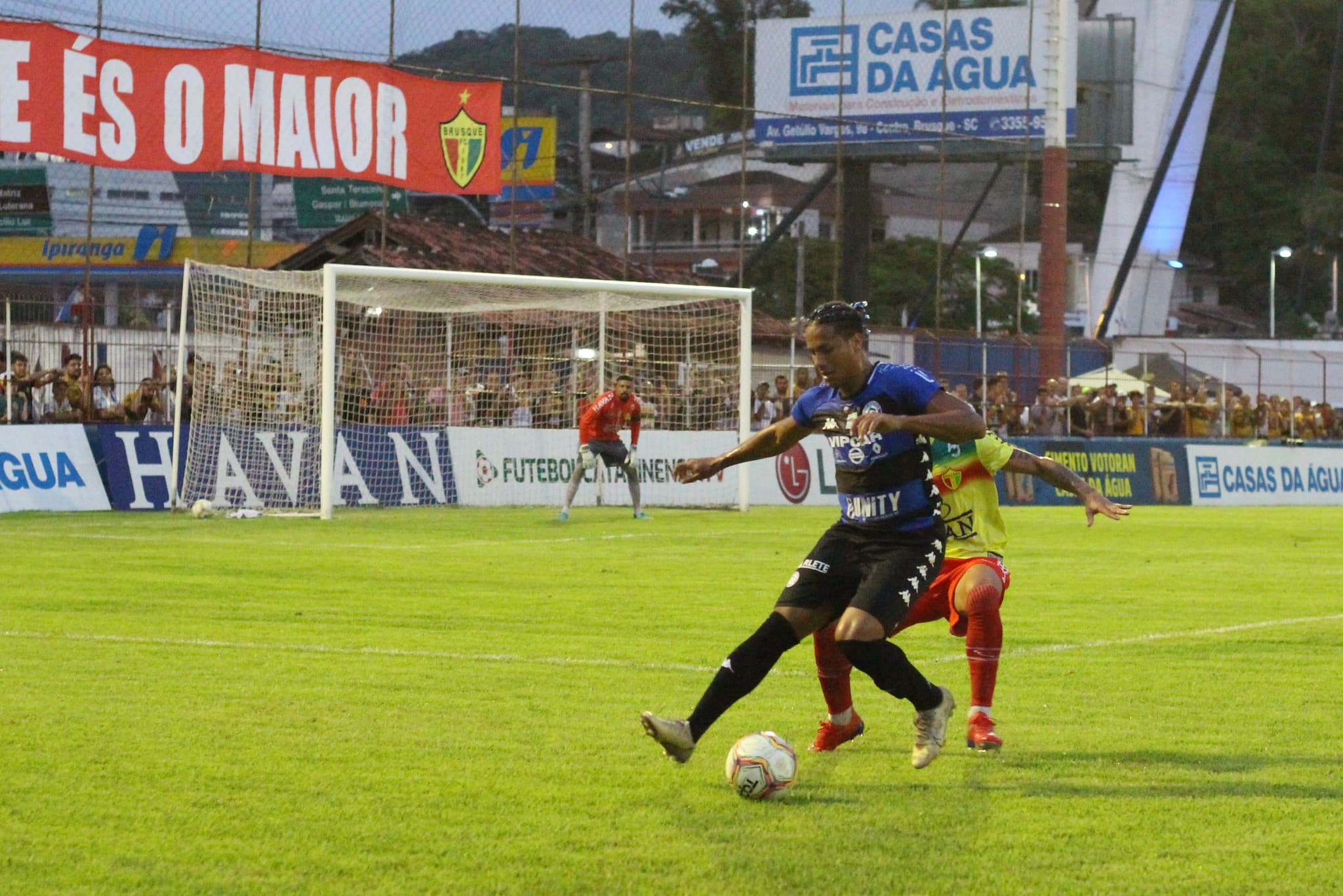 CATARINENSE: Tubarão empata com Brusque em grande partida