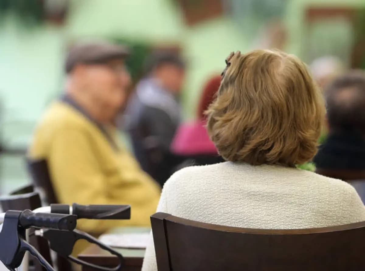 Coronavírus: campanha quer evitar que idosos saiam de casa durante quarentena