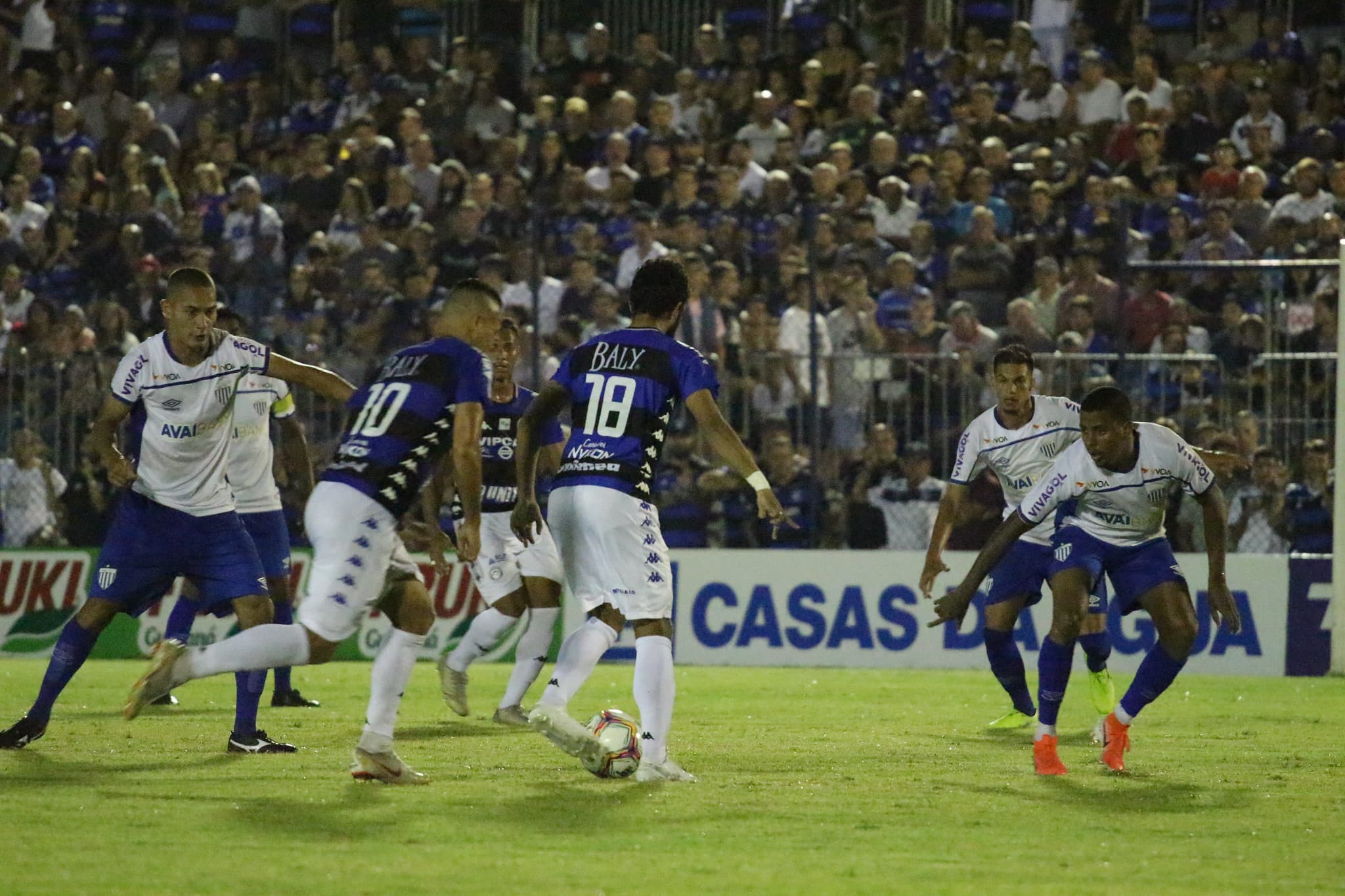 CATARINENSE: Em casa, Tubarão perde para o Avaí e se complica na tabela