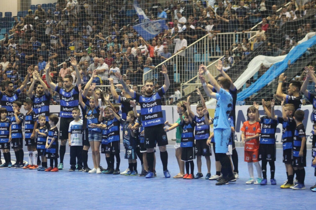 Futsal: amistoso tem lançamento de "sócio-torcedor" e reencontro com a Arena