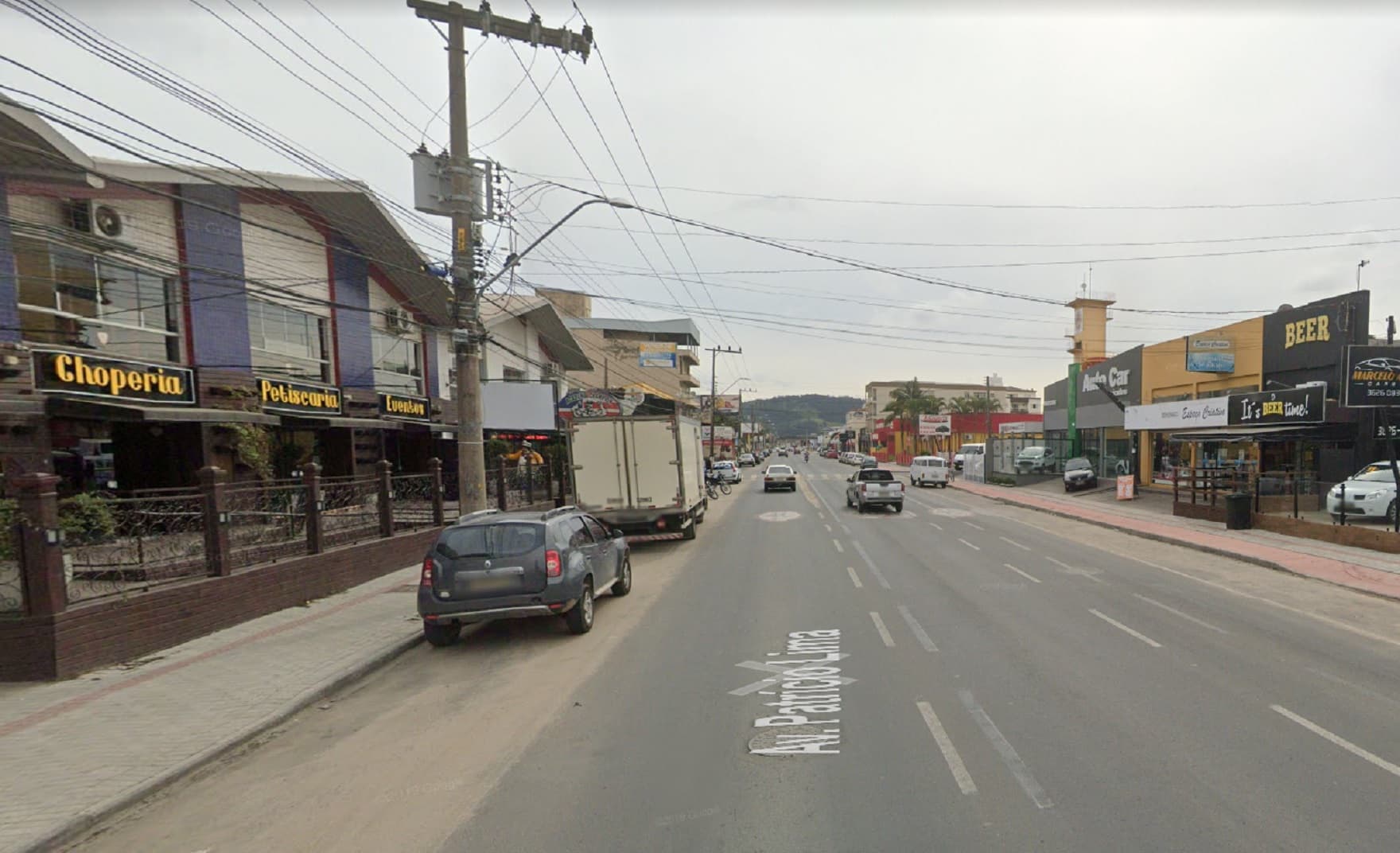 Estabelecimentos são notificados por aglomeração de pessoas