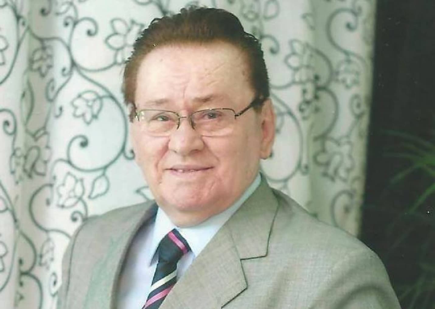 Morre o colunista social Berto Koch, aos 79 anos