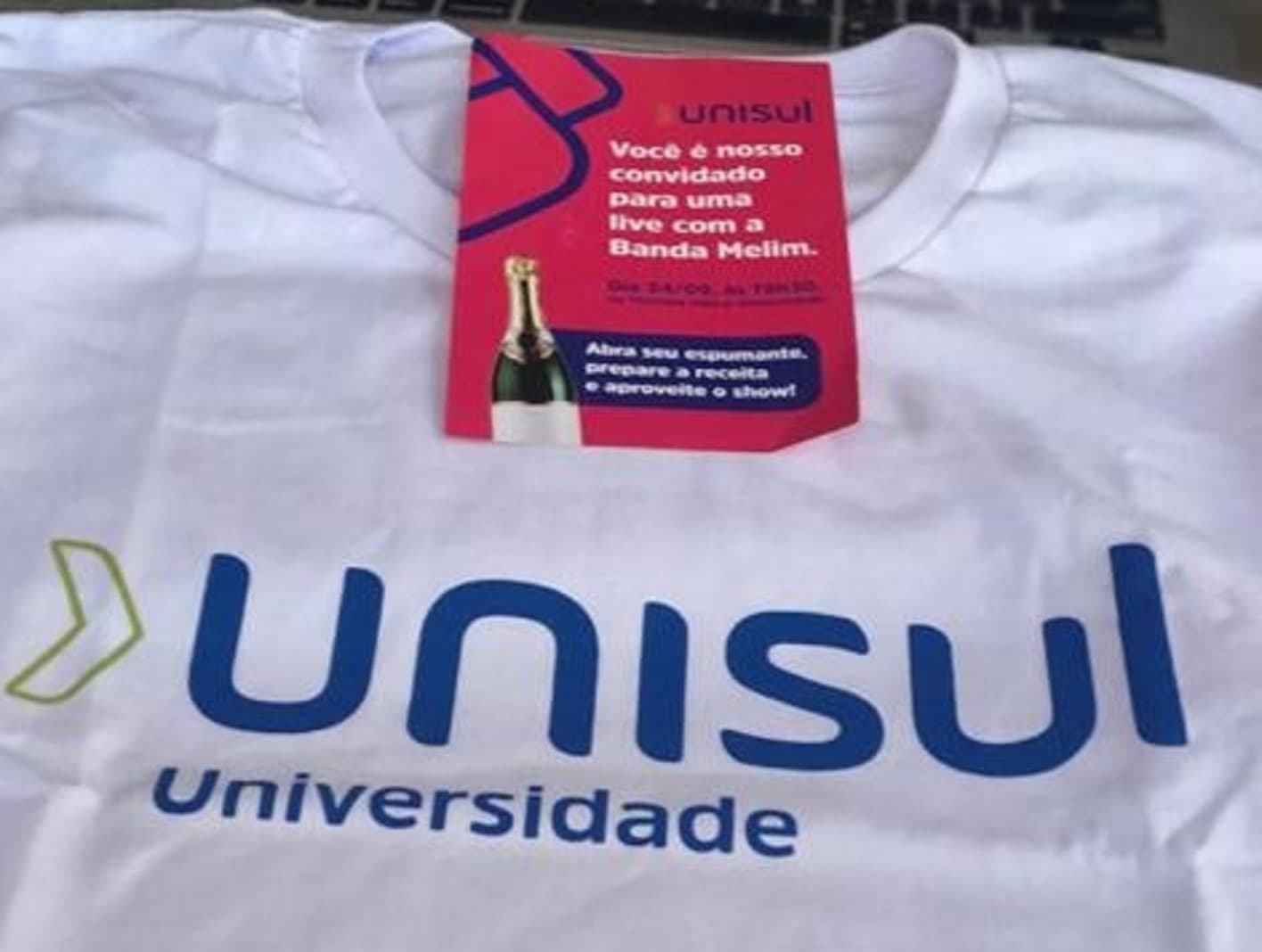 Em live com show nacional e champanhe, Unisul/Ânima apresenta nova identidade visual