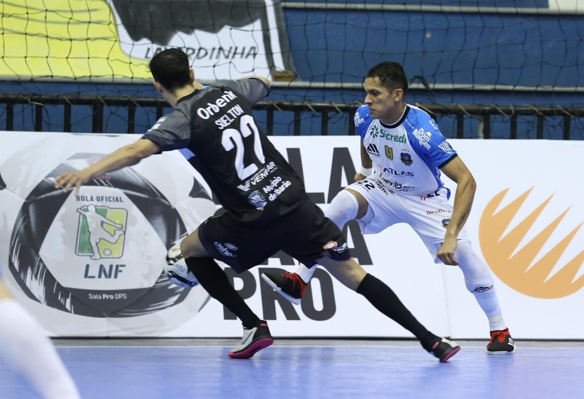 LIGA: Tubarão Futsal leva goleada do Pato fora de casa