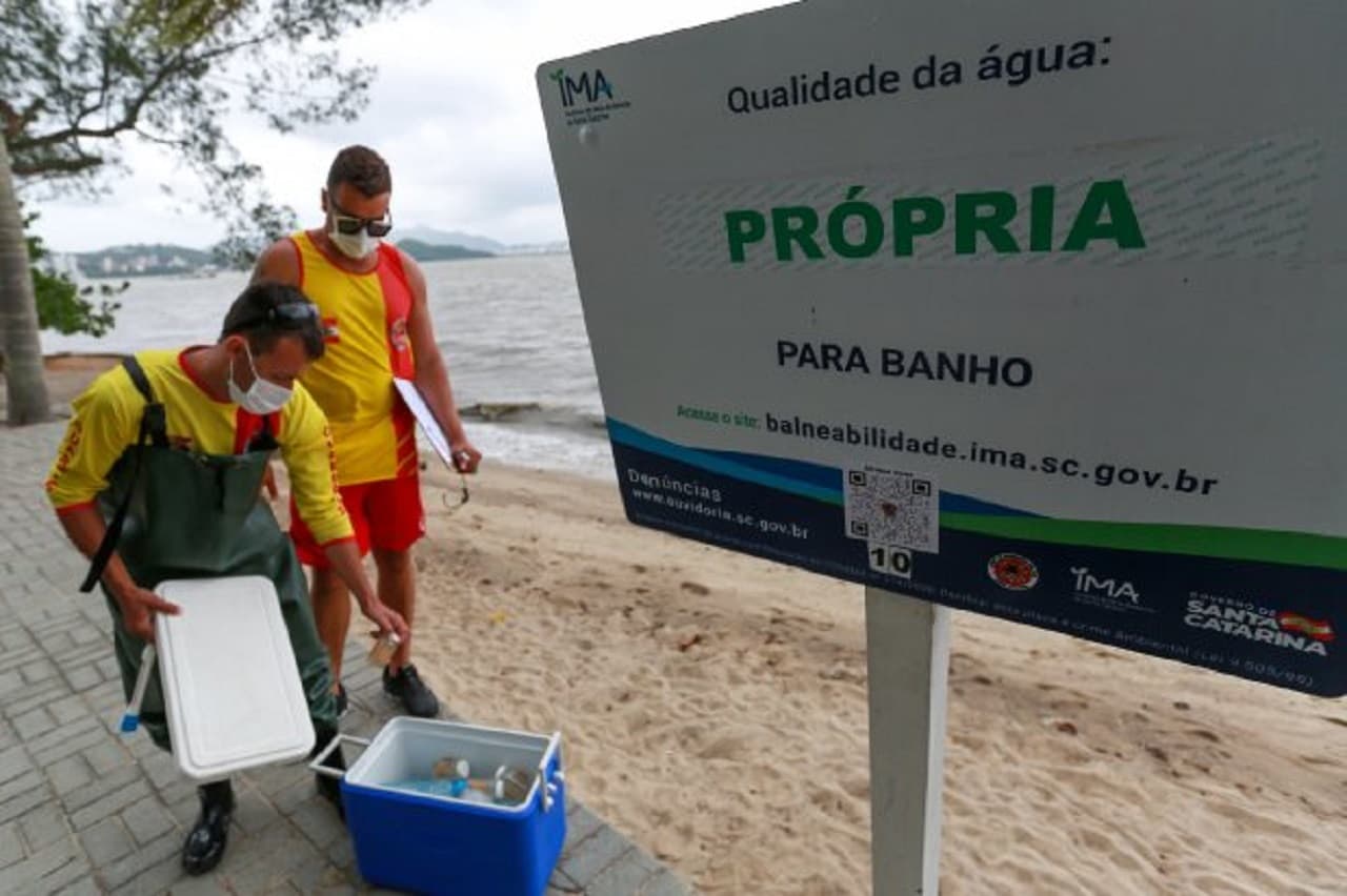 Apenas Lagoa da Cabeçudas, em Laguna, está imprópria para banho na região