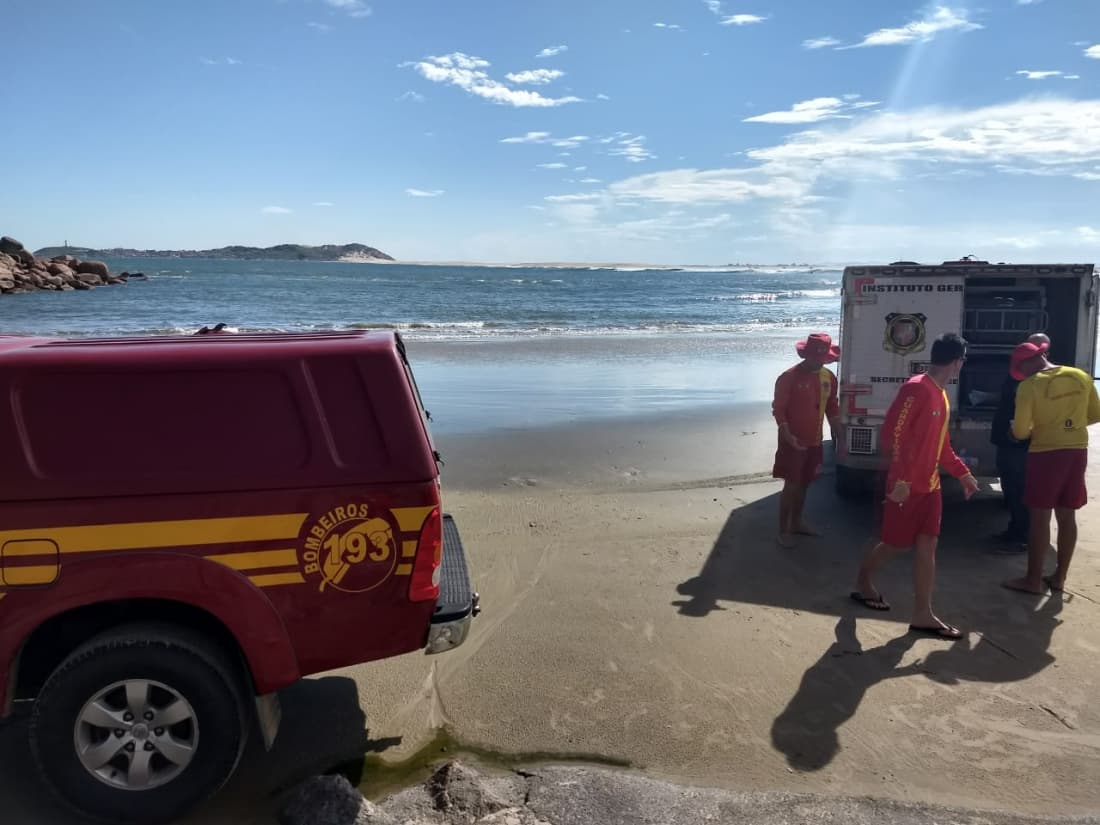 Homem morre afogado, em Laguna