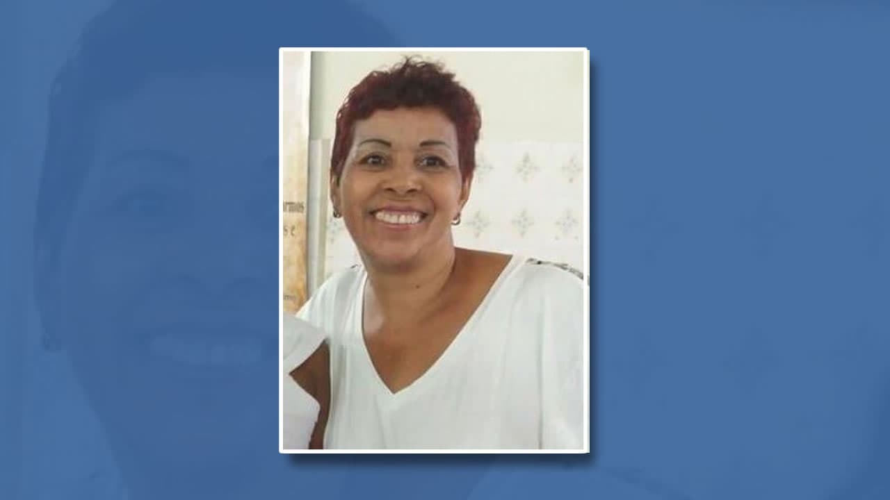Mulher morre após ser atropelada e arrastada na frente de casa