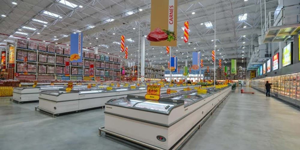 Homem furta carne de supermercado e consegue fugir