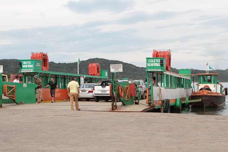Novo termo precisará ser feito para garantir descontos na balsa a moradores de Laguna