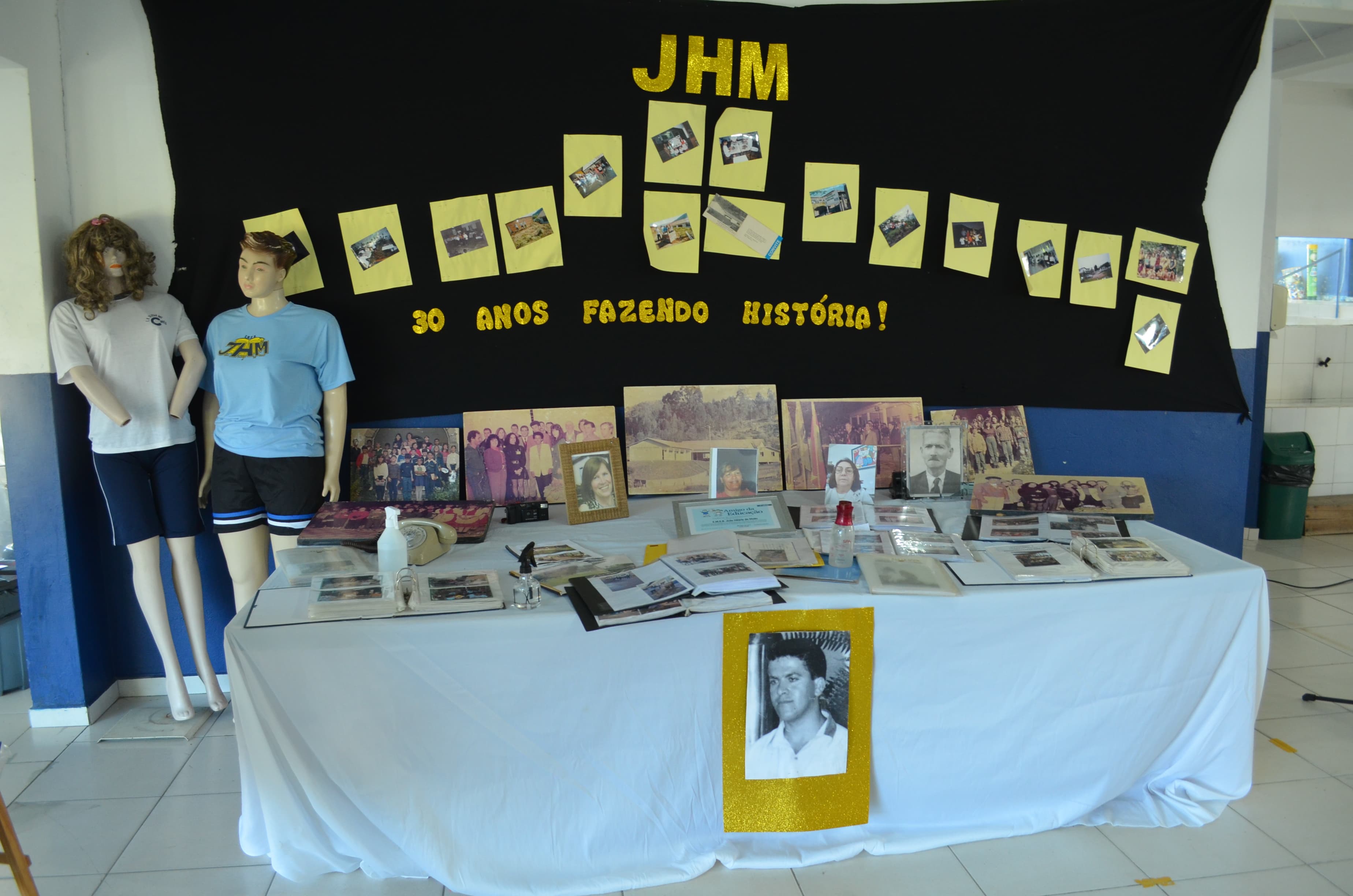 Exposição resgata fatos, personagens e histórias dos 30 anos da Escola João Hilário de Mello