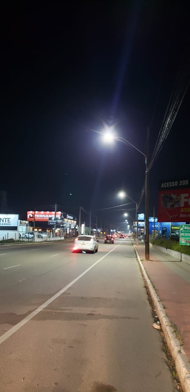 Concluída a colocação do novo sistema de iluminação na avenida Padre Geraldo Spettmann