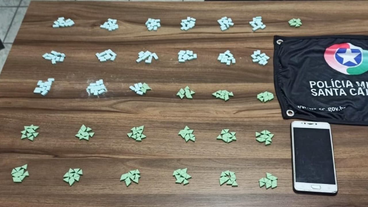 Homens tentam invadir posto de saúde e são presos com mais de 300 comprimidos de ecstasy