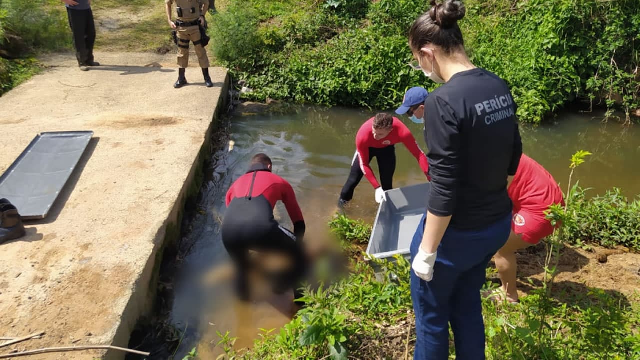 Corpo em estado de decomposição é encontrado no Rio dos Corrêas