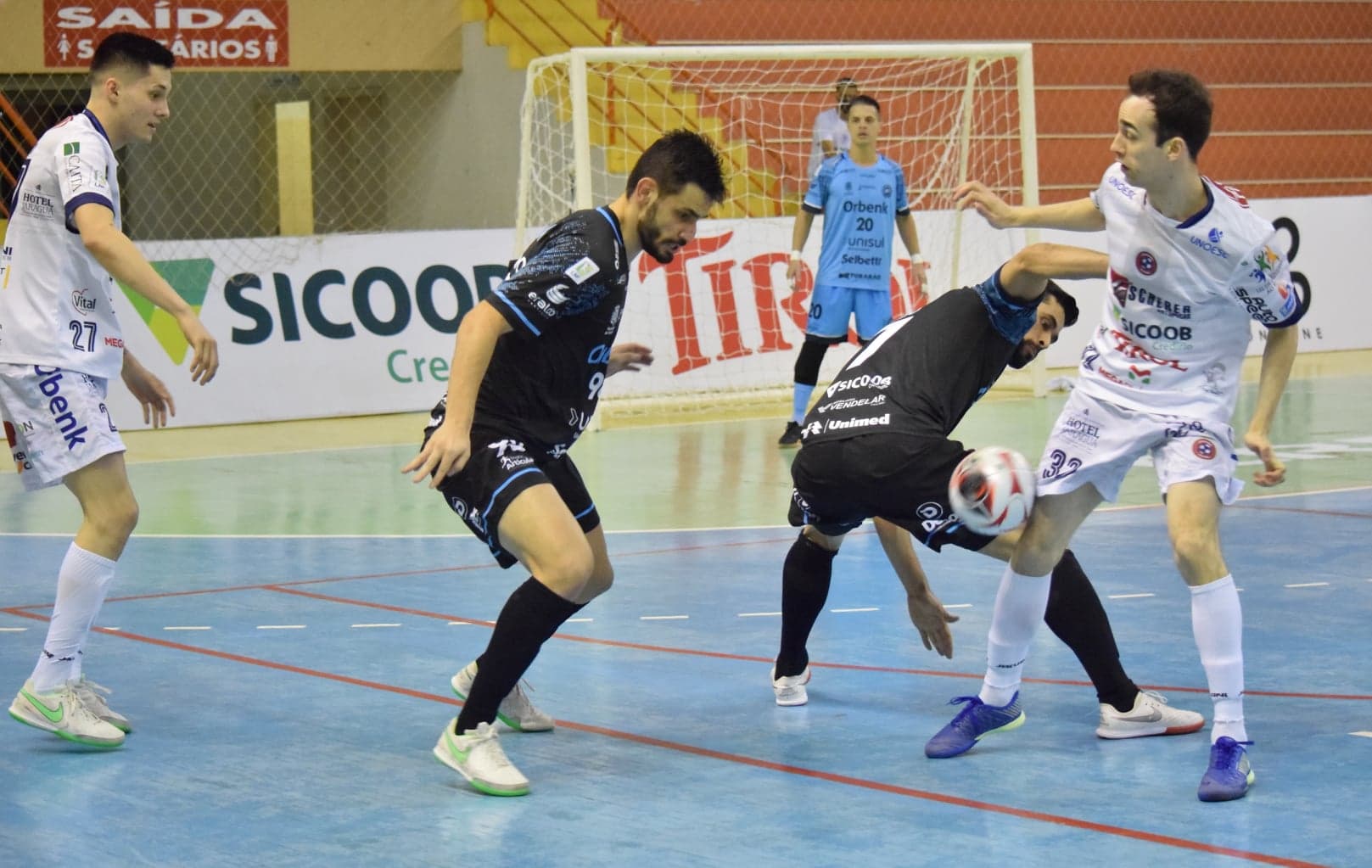 ESTADUAL: Tubarão Futsal perde para o Joaçaba