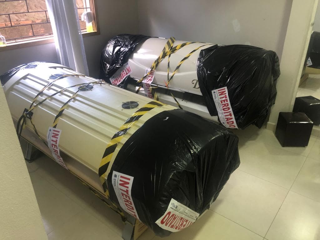 Clínica clandestina de estética e beleza é alvo de operação da polícia