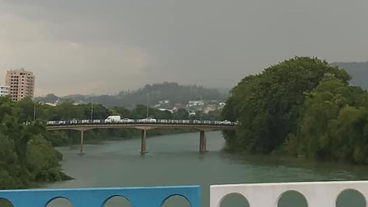 Feriadão de Finados tem alerta para temporais