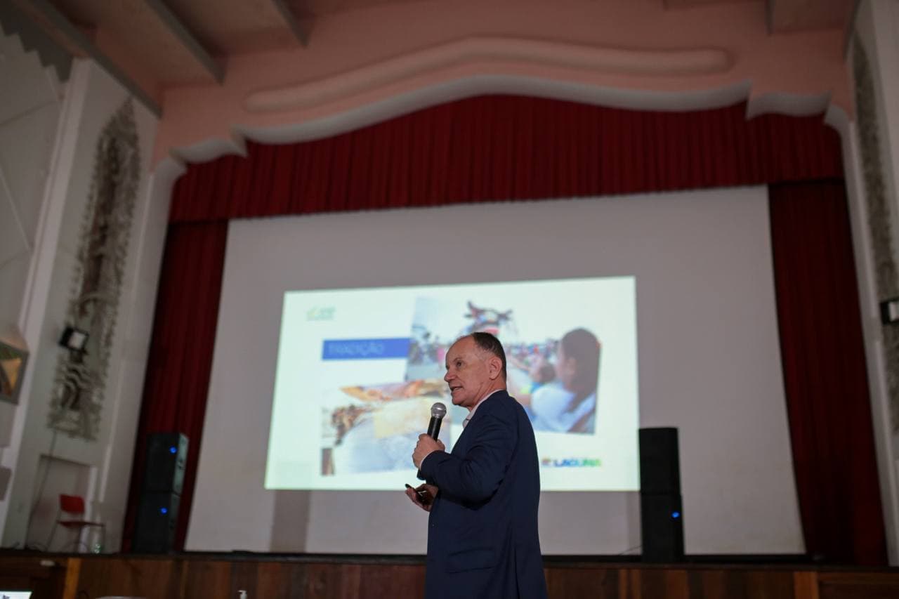 Evento discute projetos entre poder público e iniciativa privada em Laguna