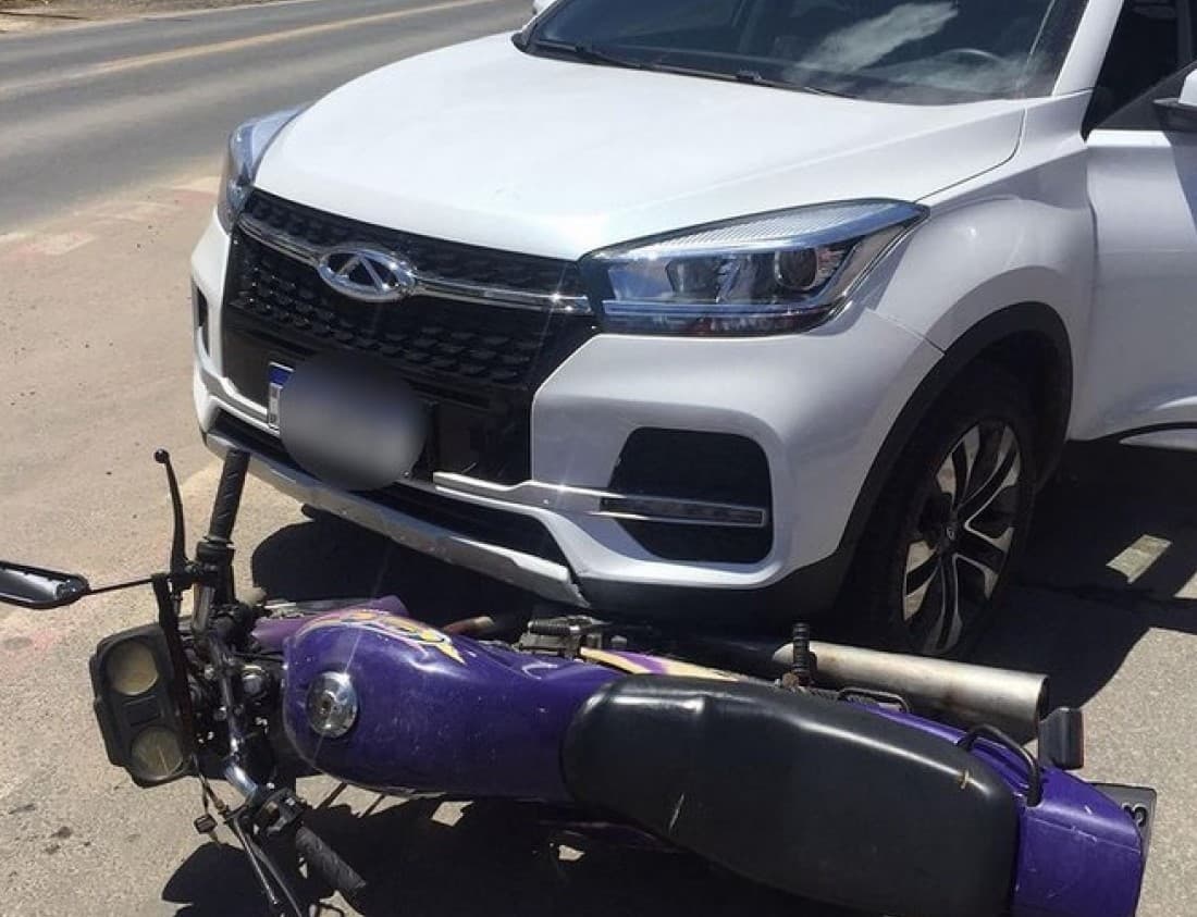 Batida entre moto e carro é registrada em Jaguaruna