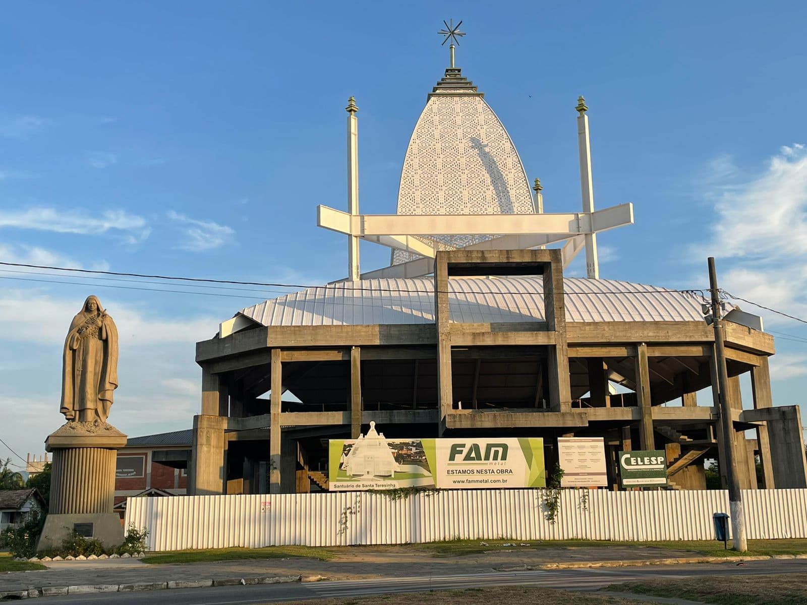 Paróquia realiza campanha de arrecadação de cimento para construção de Santuário