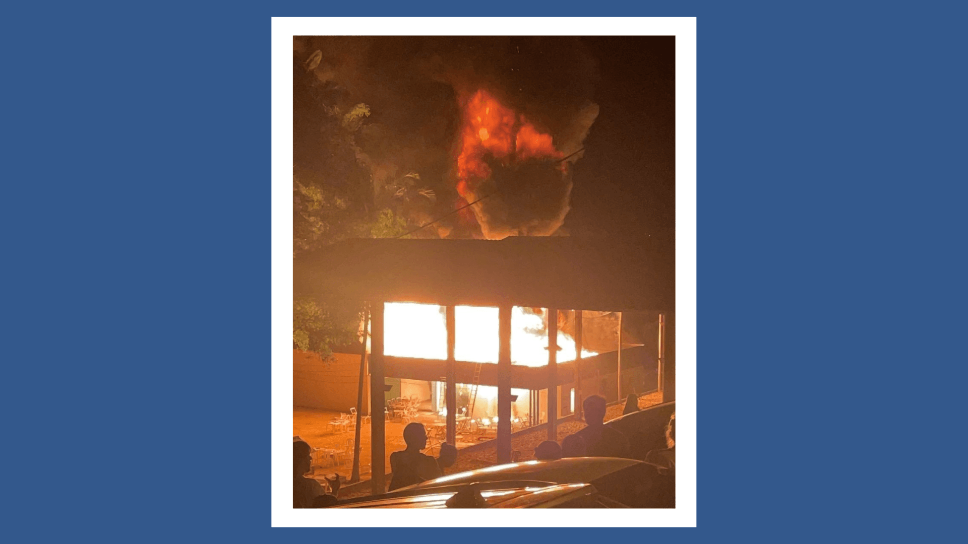 Arena inaugurada nesta quarta-feira (2) é destruída por grande incêndio