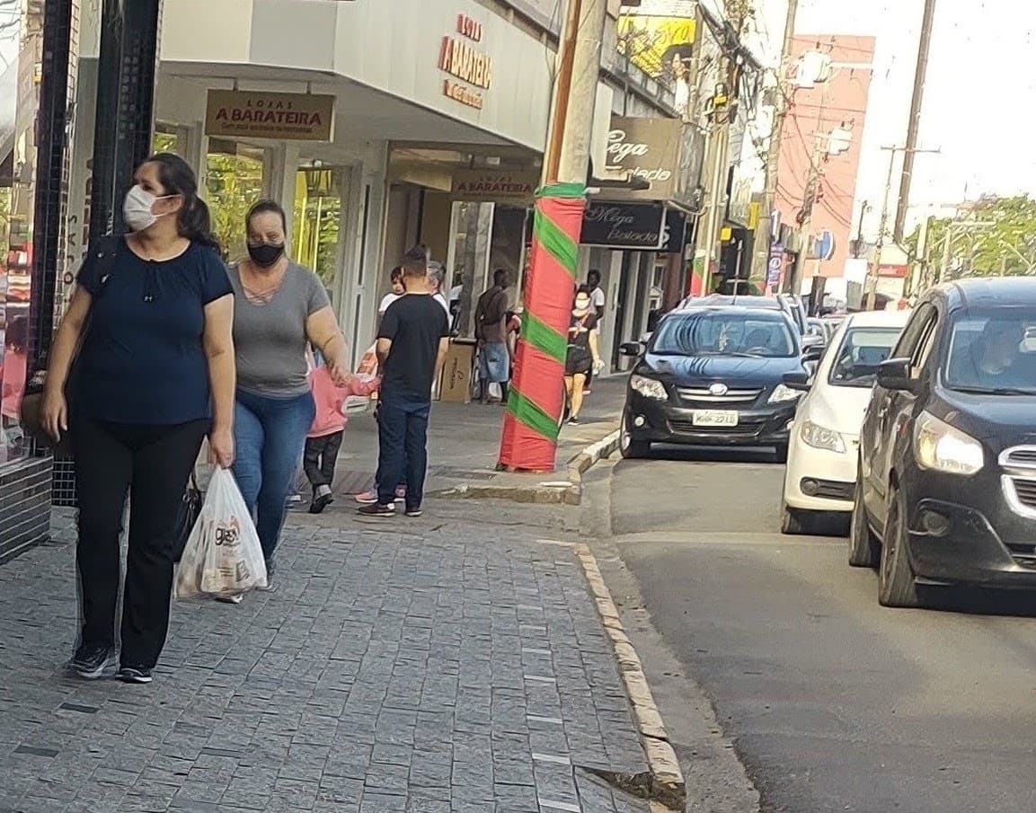Abertura do comércio na segunda e terça de Carnaval será facultativa em Tubarão