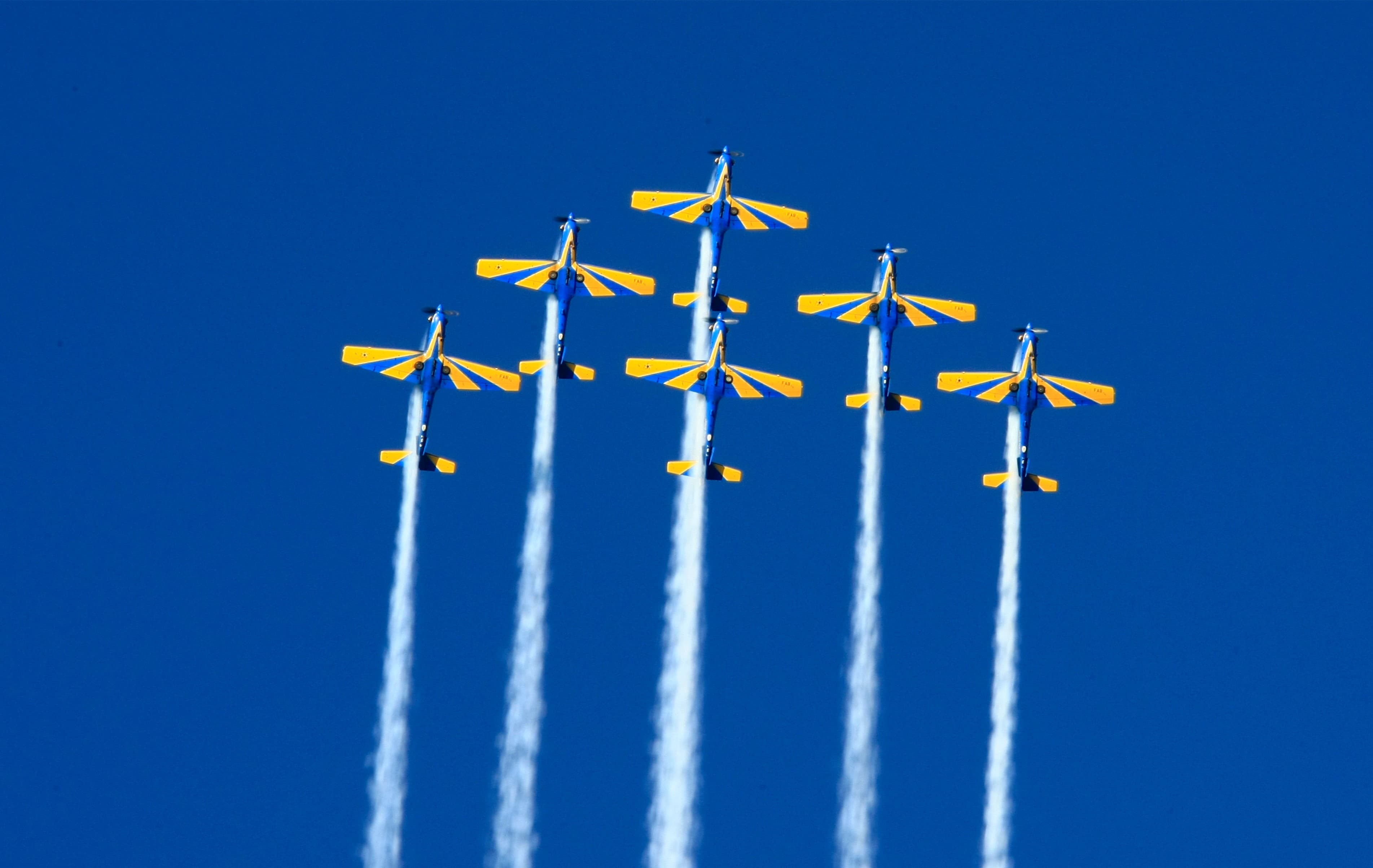 Esquadrilha da Fumaça faz apresentação em Tubarão nesta segunda-feira (28)