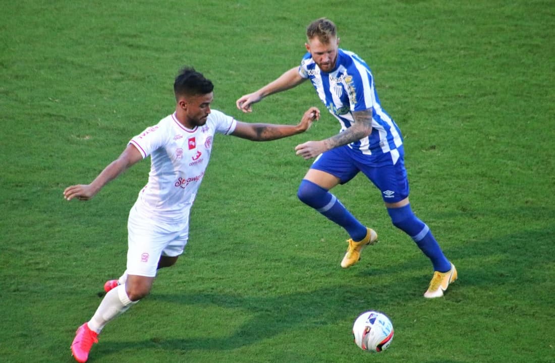 CATARINENSE: Avaí goleia o Hercílio Luz na Ressacada